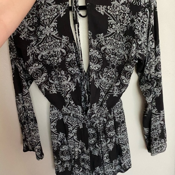 Stella LB romper dress - Picture 4 of 7